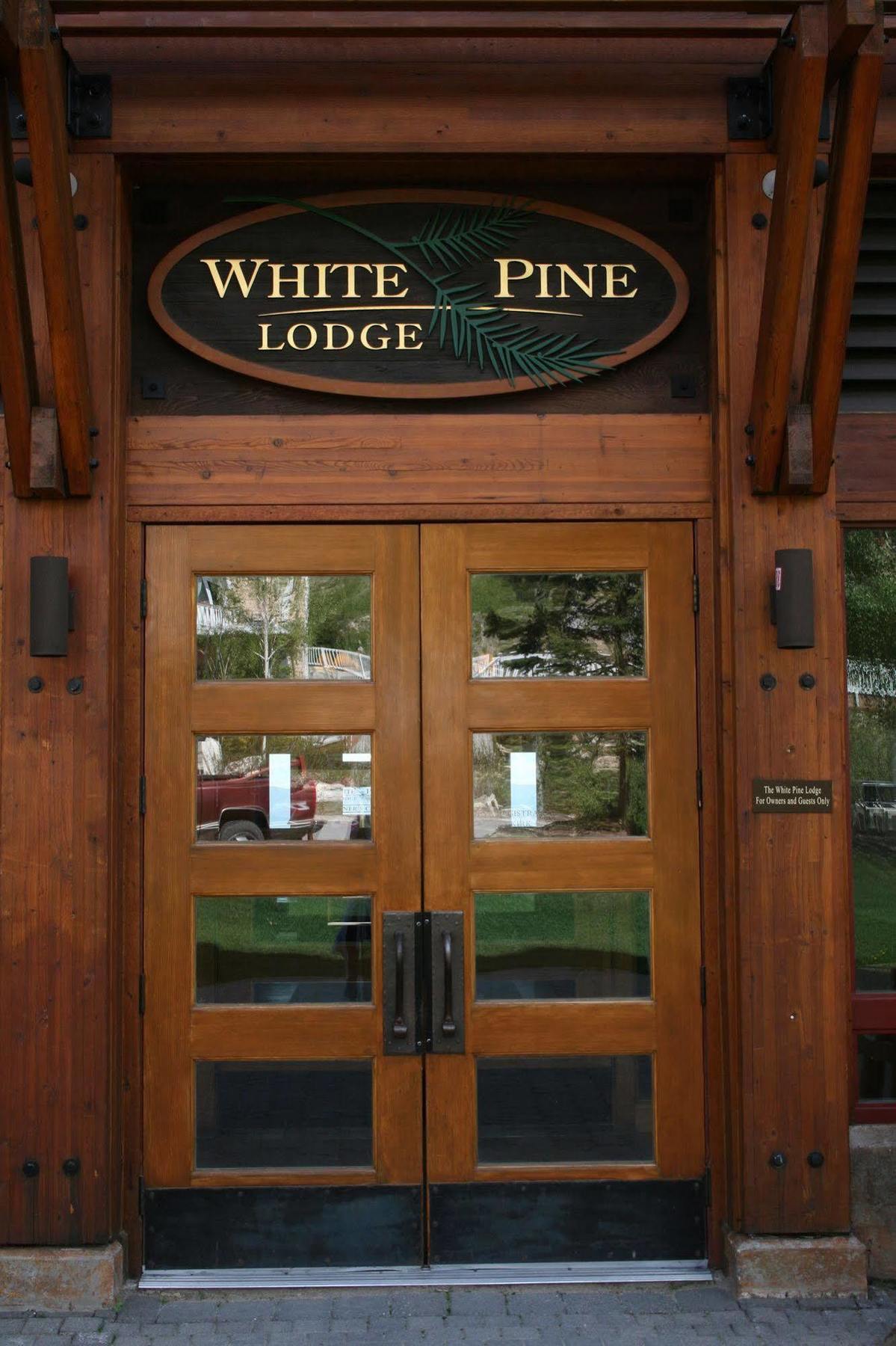 Schweitzer Mountain Resort White Pine Lodge Sandpoint Esterno foto